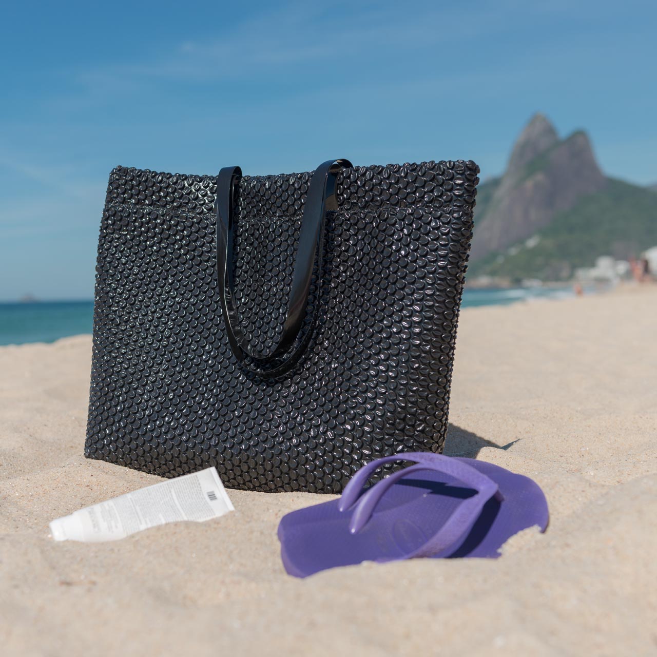 Bolda-de-Praia-Partiu-Booolhas-plastico-bolha-colorido-super-resistente-4